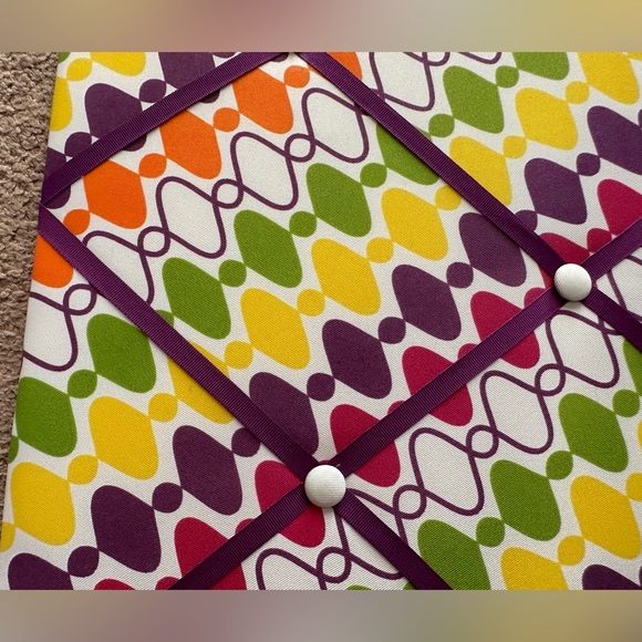 Fabric Memory Memo Board Hanging Wall Art Decor Buttons & Criss Cross Ribbons - Picture 6 of 16